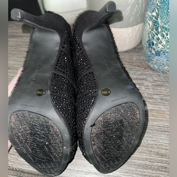 Gianni Bini Black Heels - Picture 7 of 9